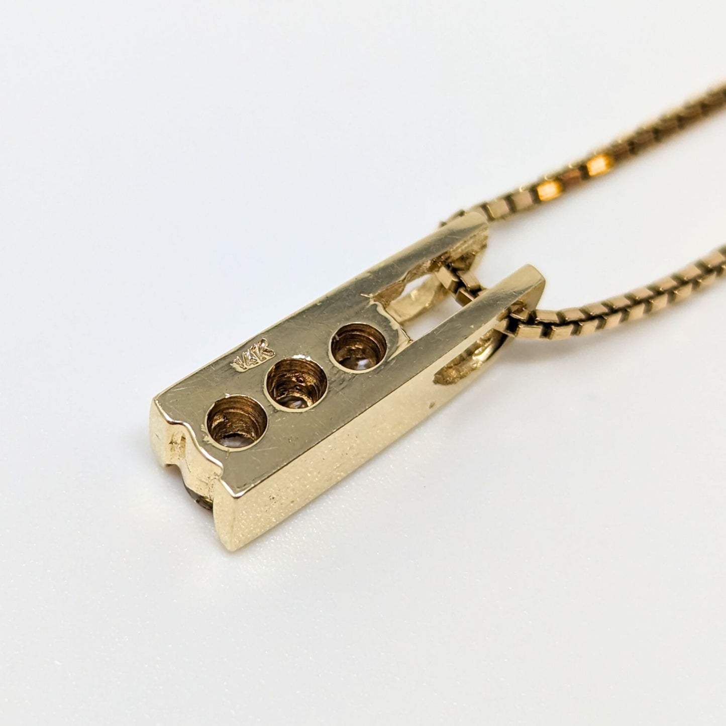 14K Gold Italian 3 Diamond Necklace (0.5 TCW)