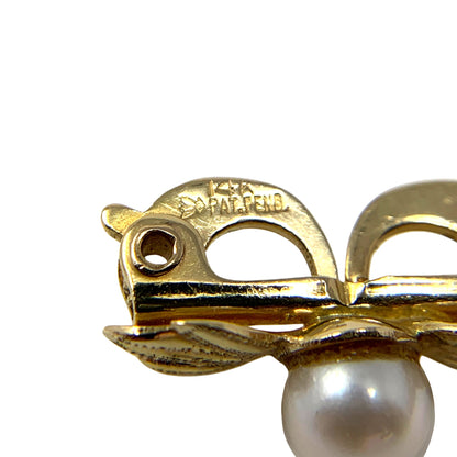 14K Gold Pearl Bow Scarf Clip