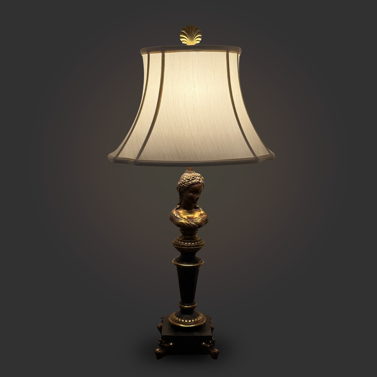 Vintage Neo-Classical Spelter Table Lamp