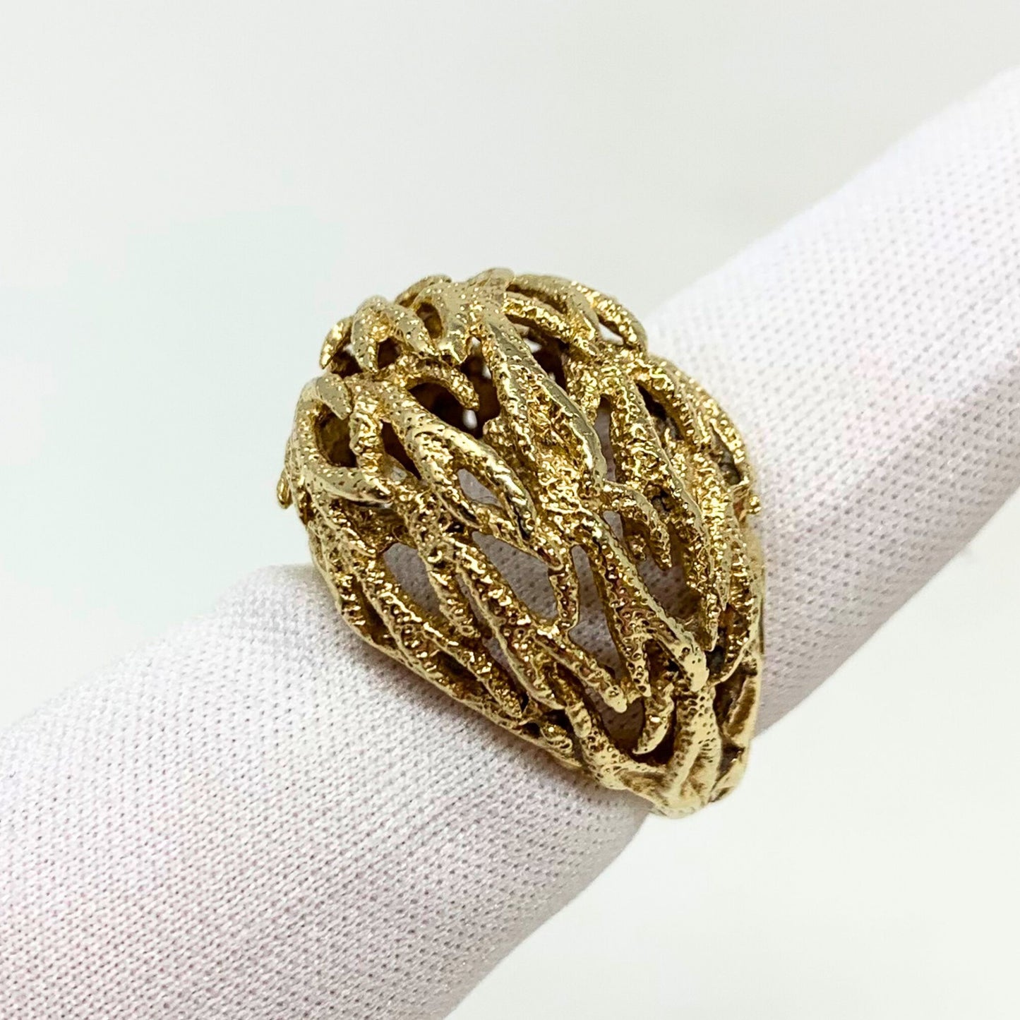 14K Gold Arabesque Dome Ring - Size 6.25