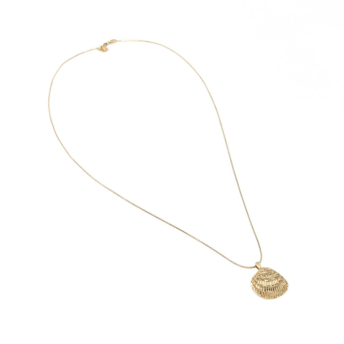 Michael Anthony 14K Gold 22” Clam Shell Pendant Necklace