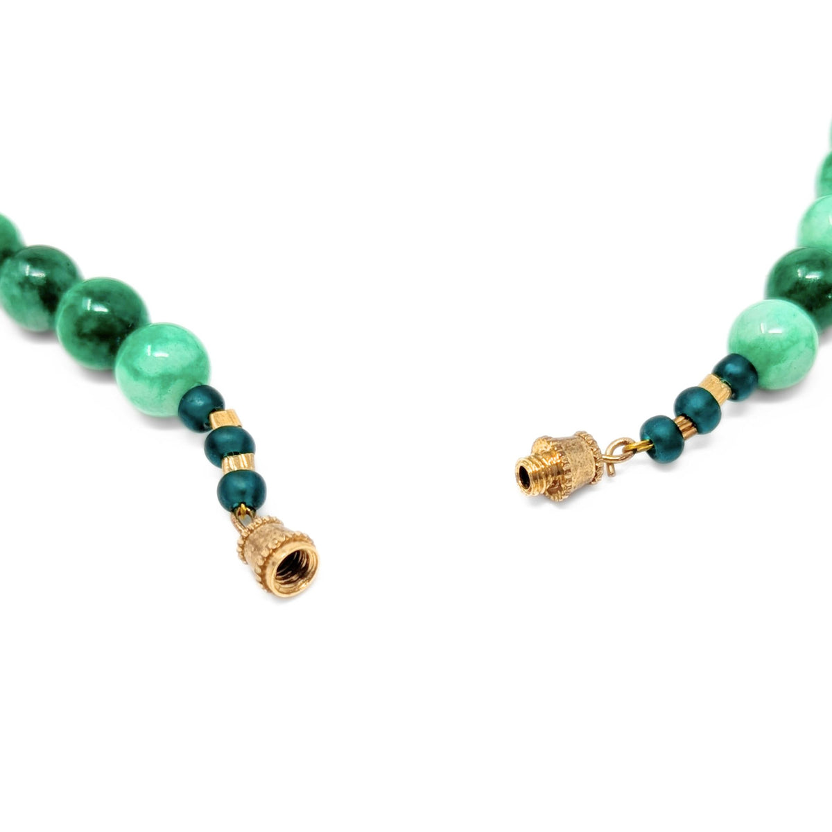 Japanese Vintage 22” Green Jade Bead Dragon/Fire Drake Pendant Necklace