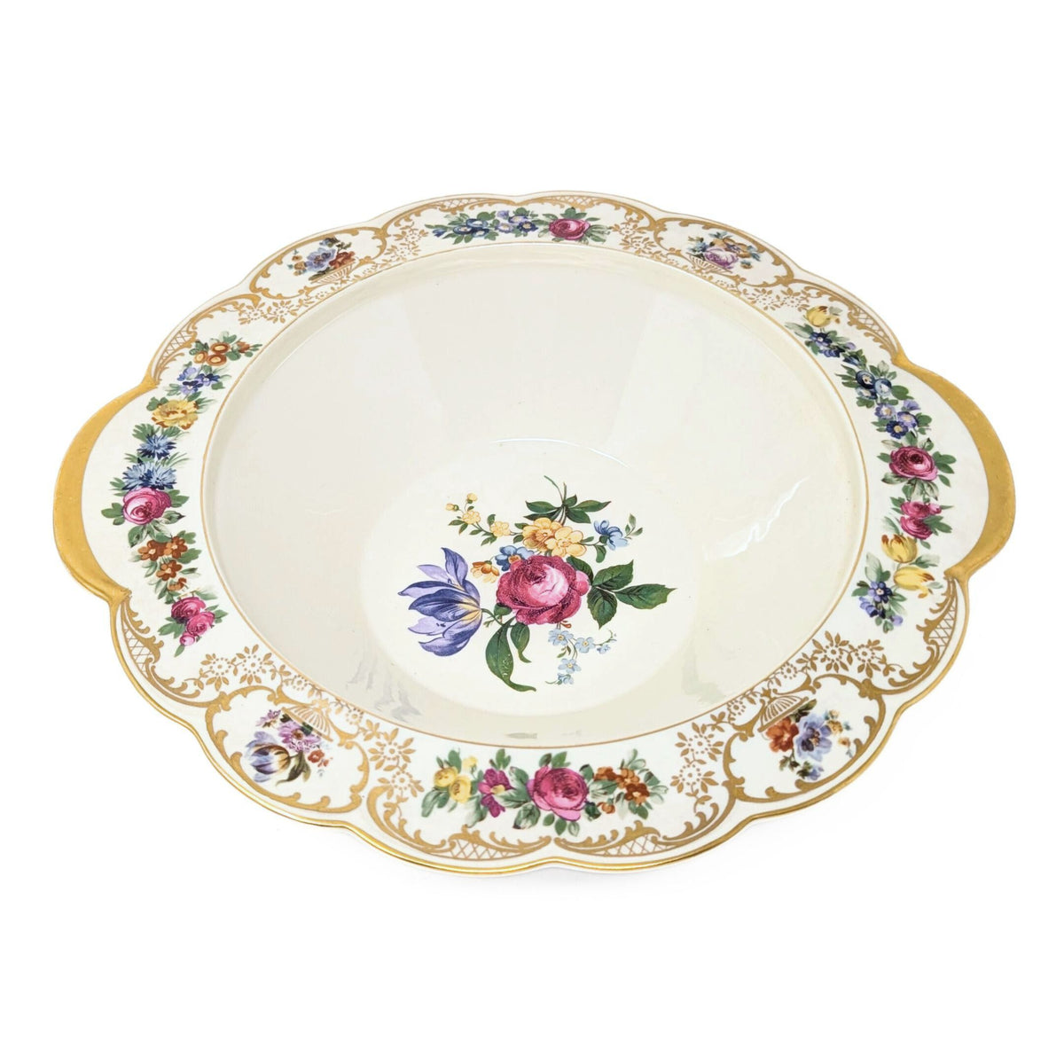 Royal Bayreuth Germany "Nurenberg" Round Covered Vegetable