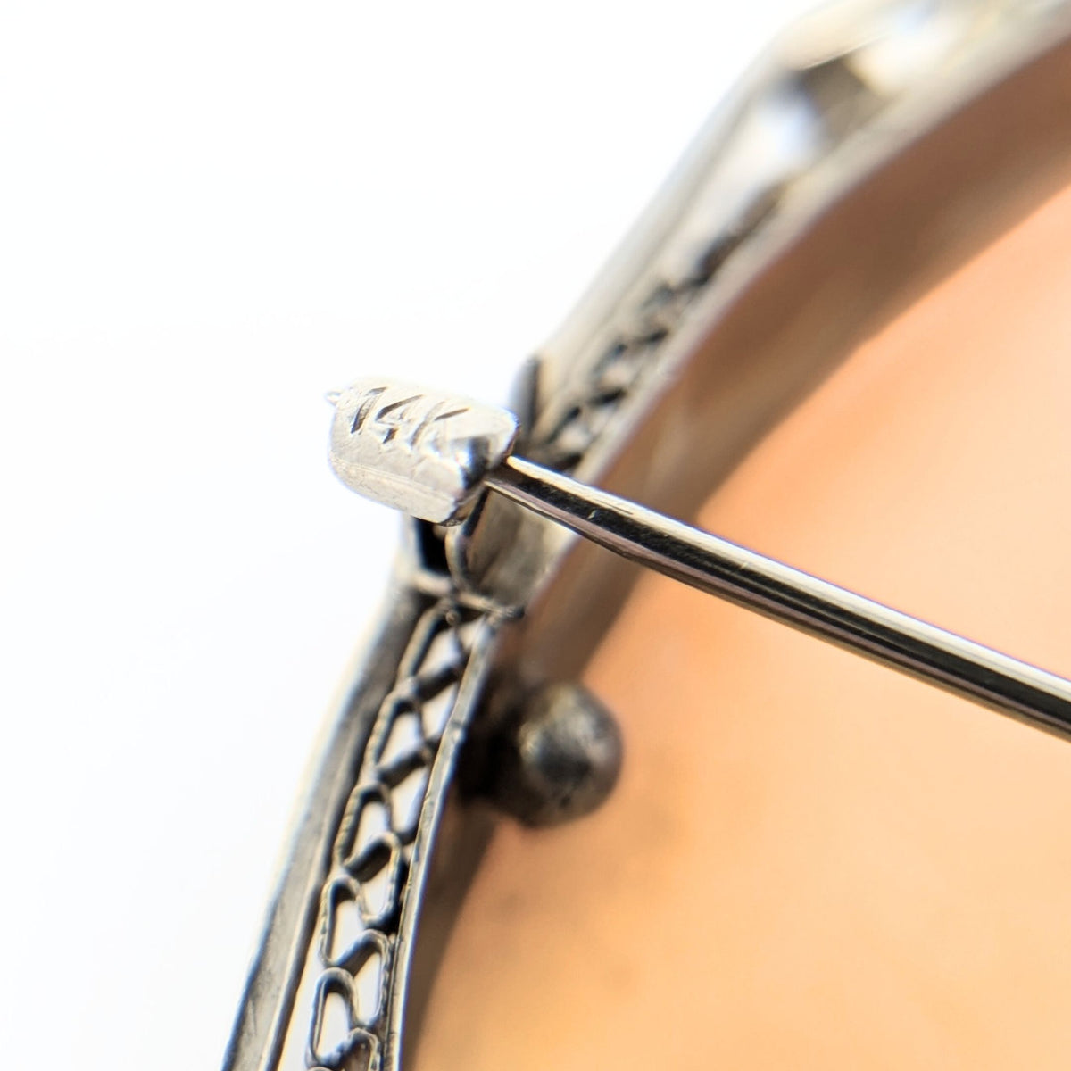 14K Gold Antique Cameo Pendant/Brooch