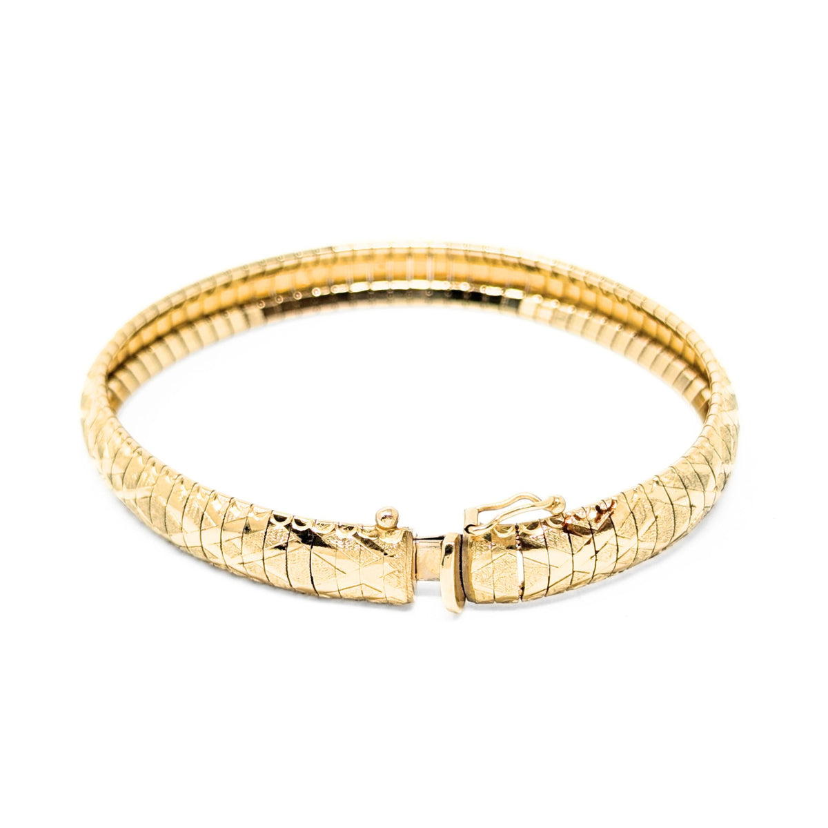 Italian 14K Gold Diamond Cut Textured 8mm 7” Flex Bracelet