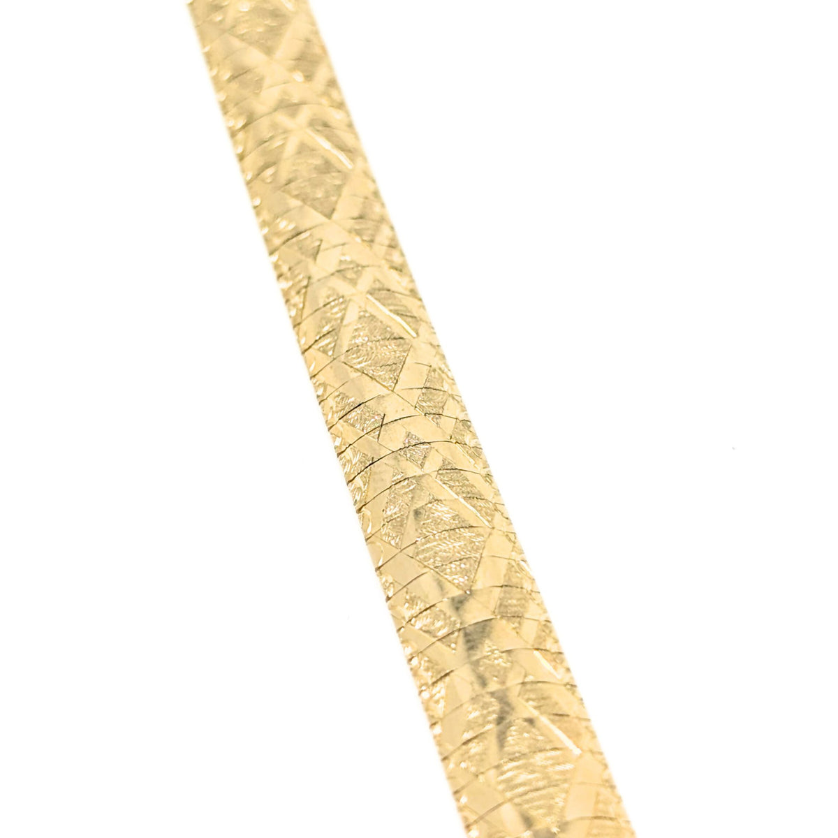 Italian 14K Gold Diamond Cut Textured 8mm 7” Flex Bracelet
