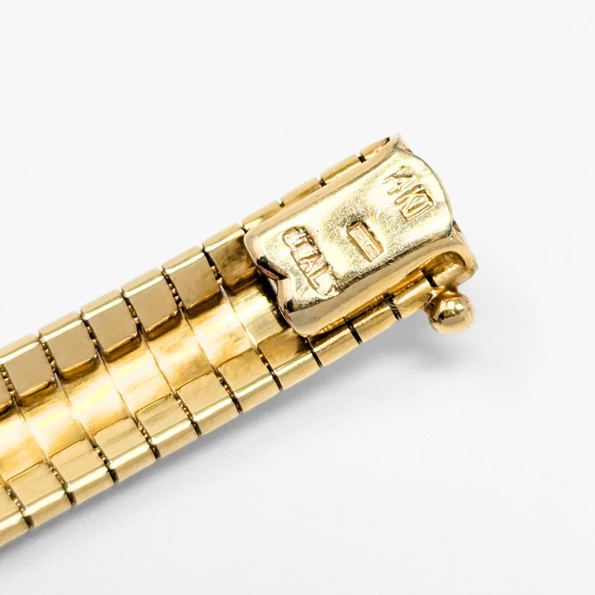 Italian 14K Gold Diamond Cut Textured 8mm 7” Flex Bracelet