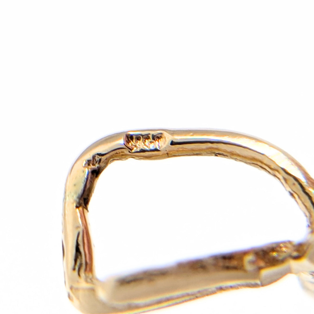 14K Gold 21mm Sand Dollar Pendant