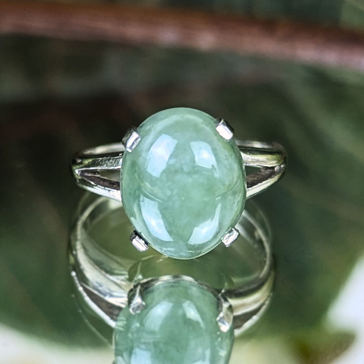 1970’s 10K White Gold Jade Ring - Size 6
