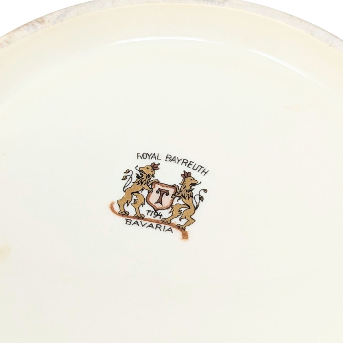 Royal Bayreuth Germany "Nurenberg" Round Covered Vegetable
