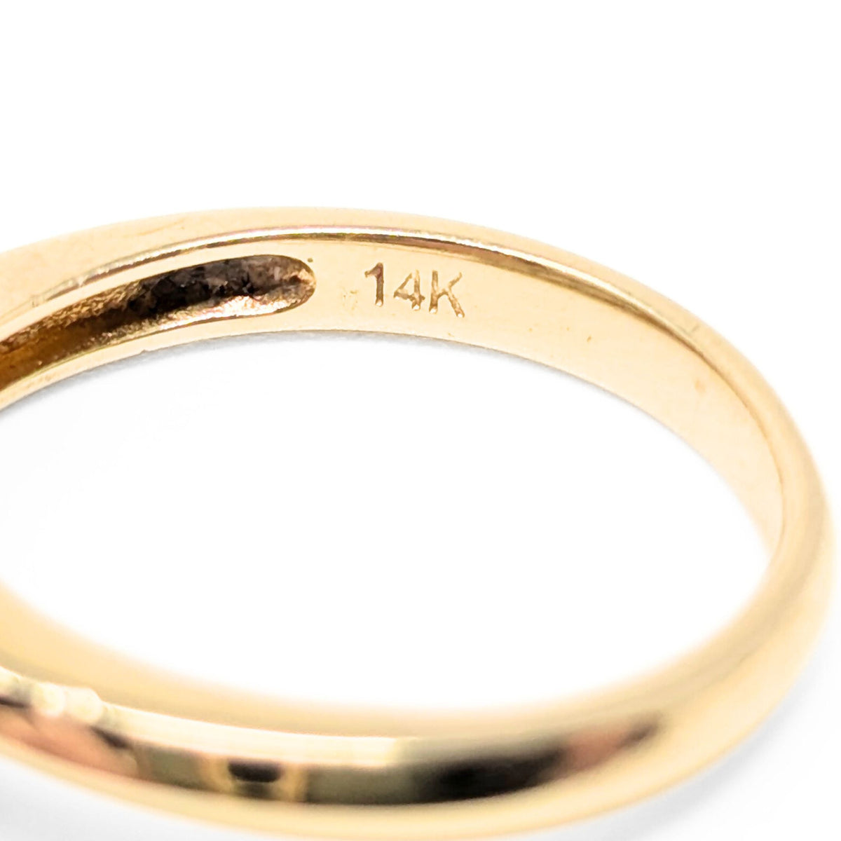 14K Gold .42tcw 5 Diamond Anniversary Ring - Size 7