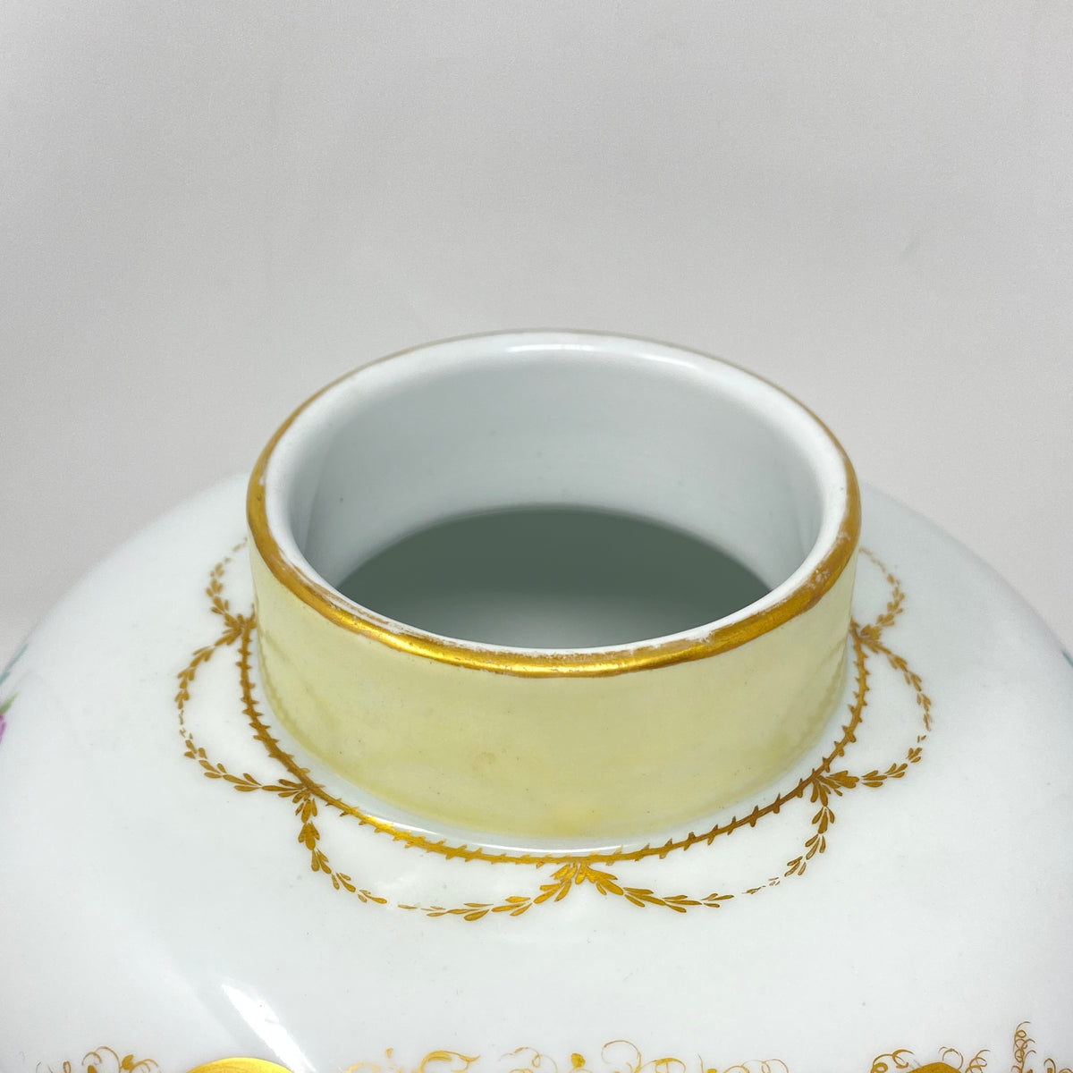 Dresden Lidded 12" Cherub & Gilt Porcelain Vase