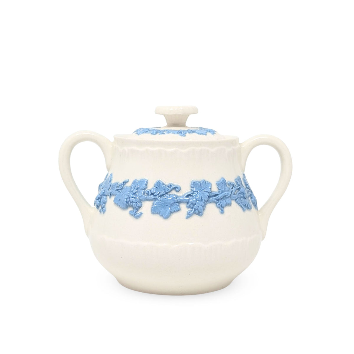 Wedgwood "Lavender on Cream" Shell Edge 8pc Coffee Set