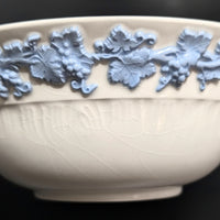 Wedgwood "Lavender on Cream" Shell Edge 12pc Flat Cream Soup Bowl & Saucer Set