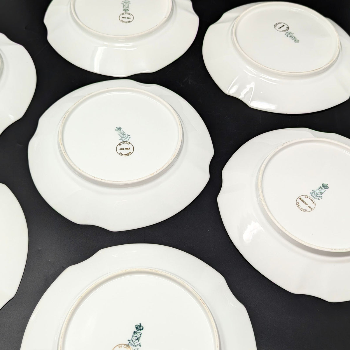 Arzberg "ARZ35" 24K Gold & Platinum Plated 35pc China Set