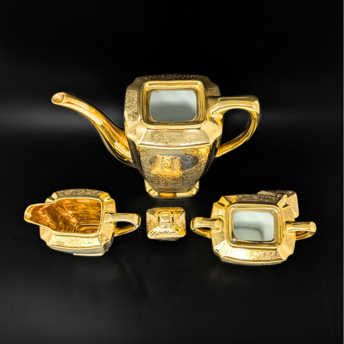 Arzberg "ARZ35" 24K Gold & Platinum Plated 35pc China Set