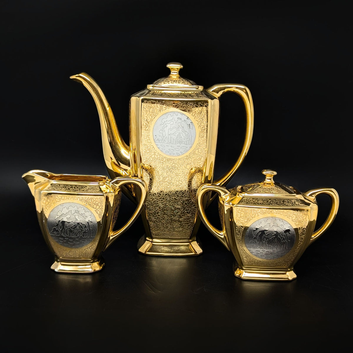 Arzberg "ARZ35" 24K Gold & Platinum Plated 35pc China Set