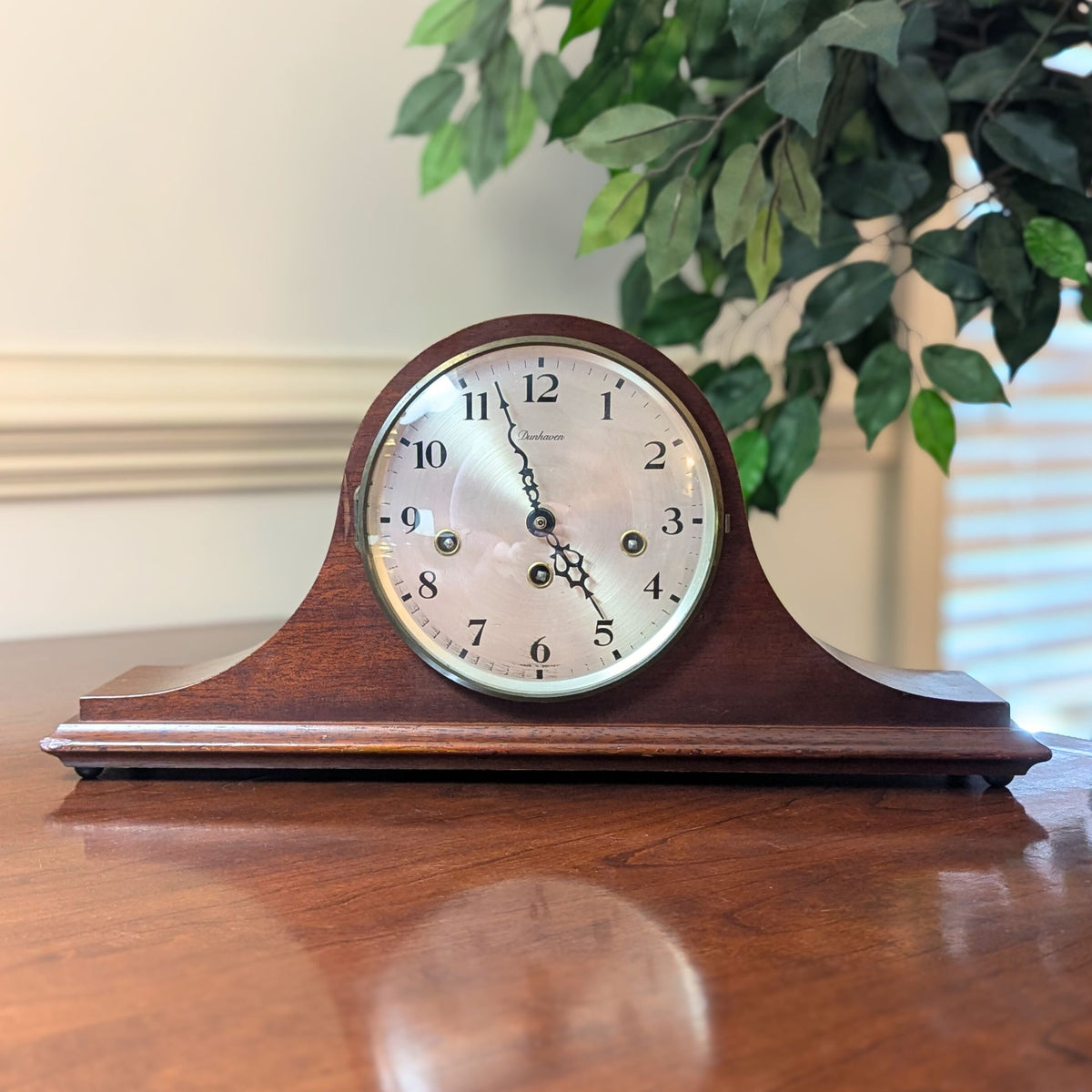Dunhaven 1940’s Quartz Westminster Mantle Clock
