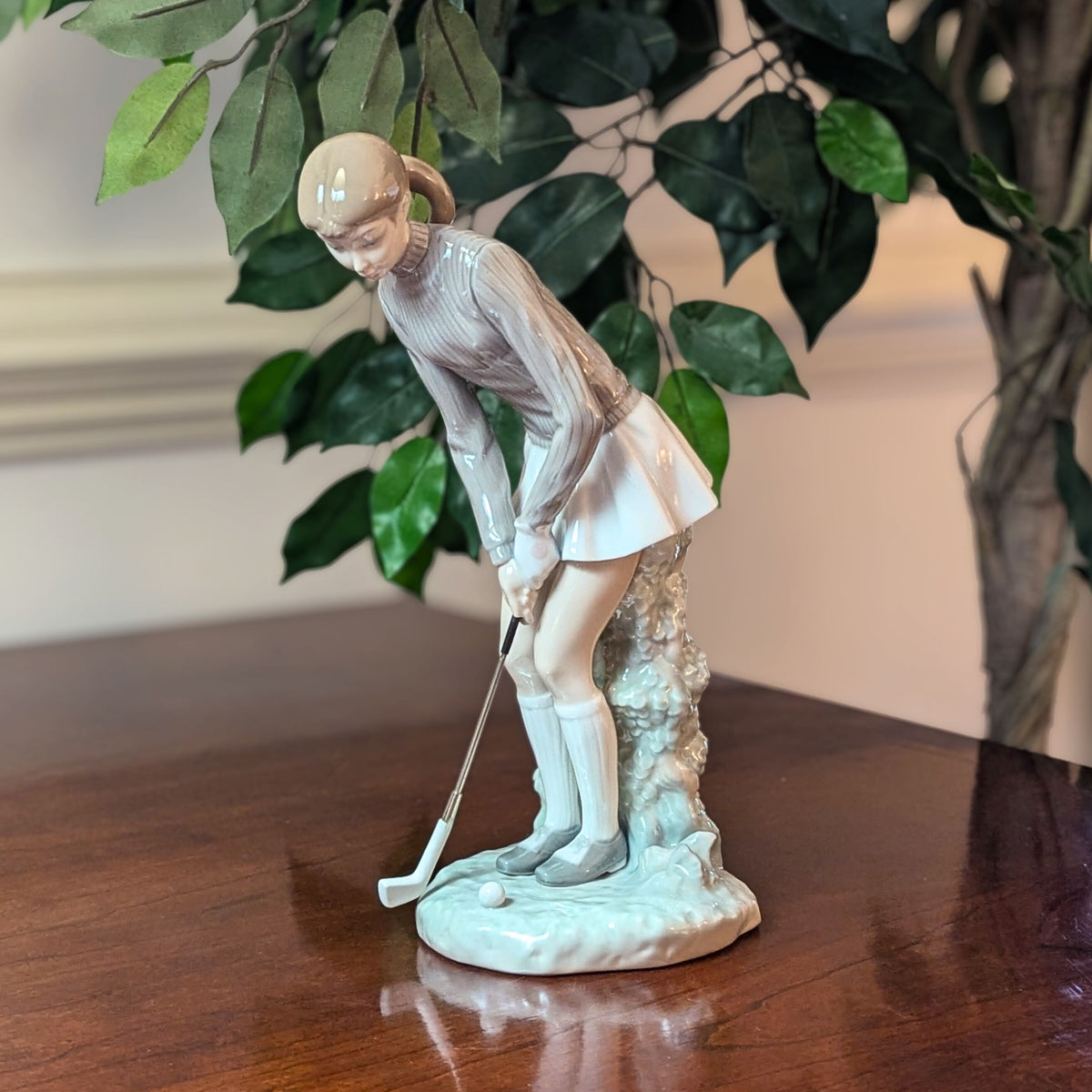 Lladro "Lady Golfer" Figurine
