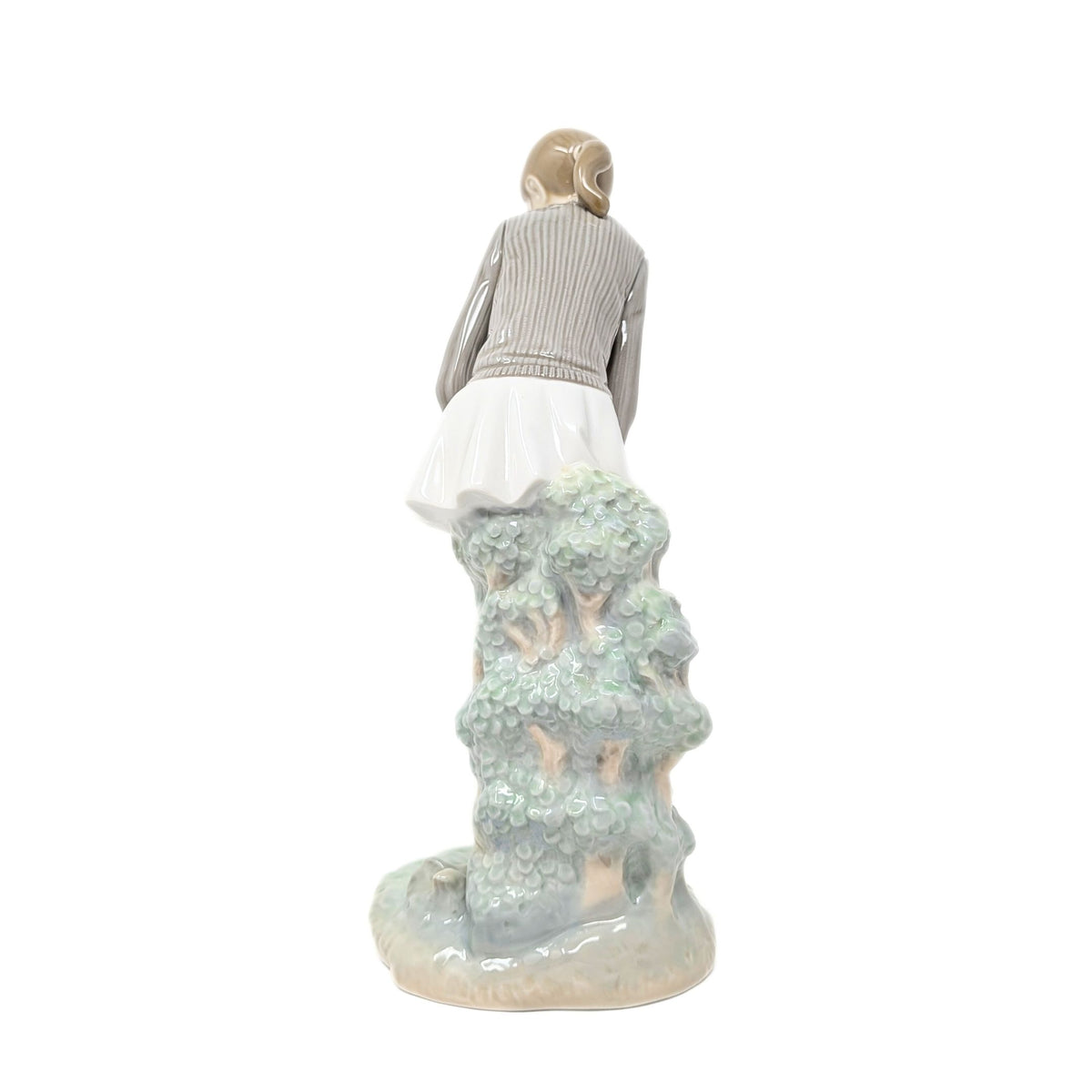 Lladro "Lady Golfer" Figurine