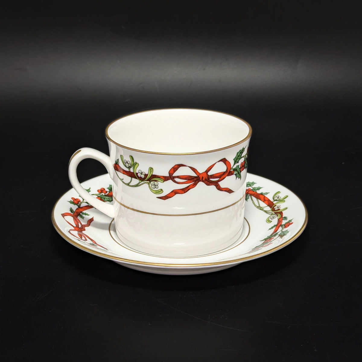 Royal Worcester "Holly Ribbons" Set of 10 Cups & 9 Saucers