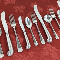 Kirk Stieff "Williamsburg Royal Shell" Stainless 17pc Flatware Set
