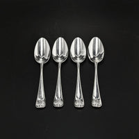 Kirk Stieff "Williamsburg Royal Shell" Stainless 17pc Flatware Set