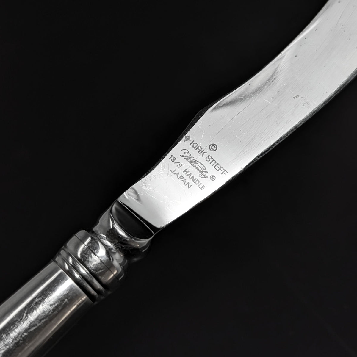 Kirk Stieff "Williamsburg Royal Shell" Stainless 17pc Flatware Set