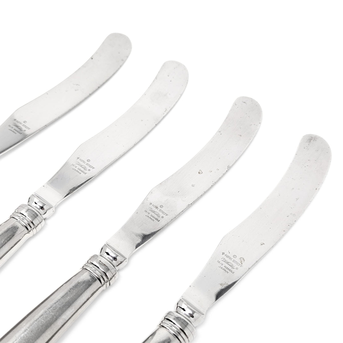 Kirk Stieff "Williamsburg Royal Shell" Stainless 17pc Flatware Set