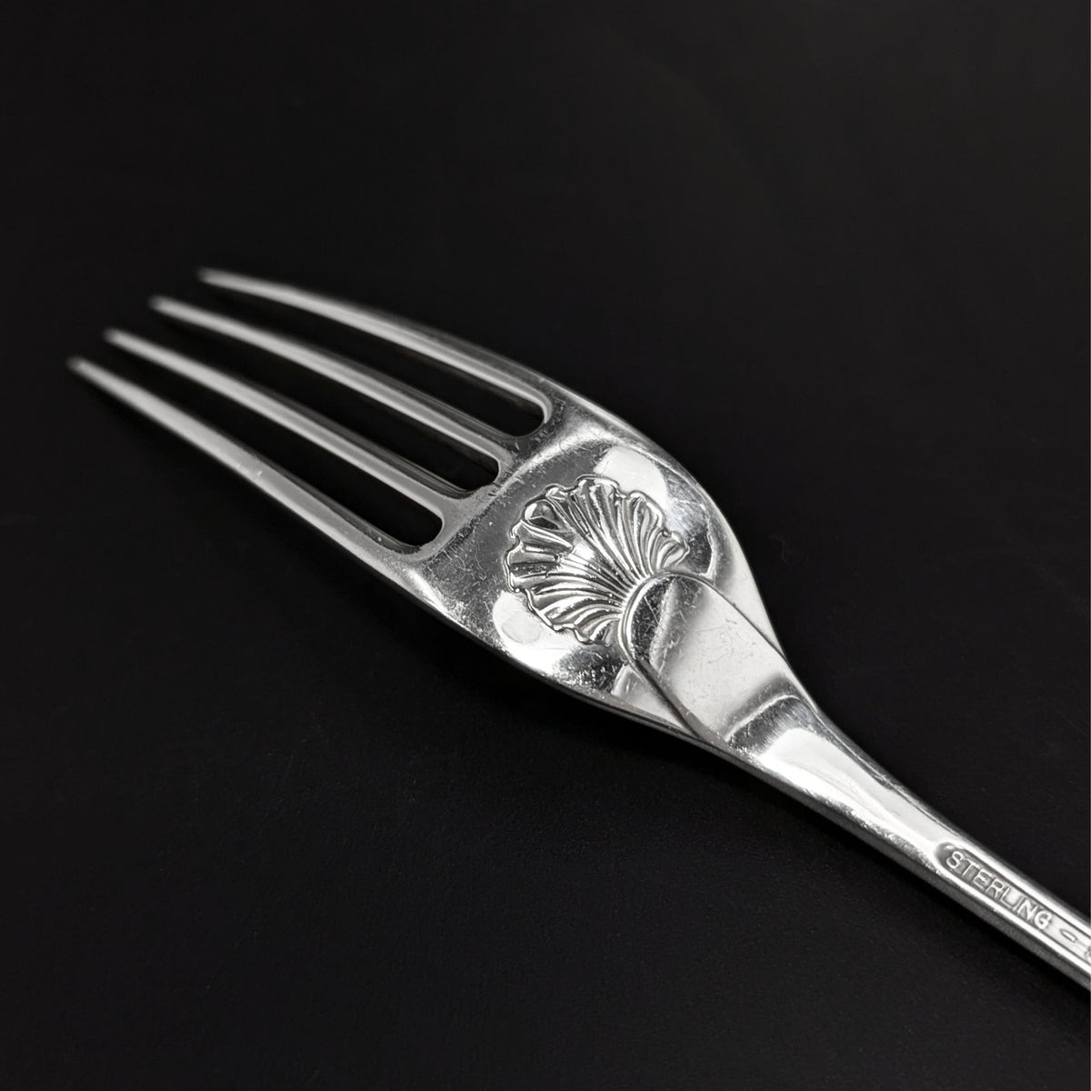 Stieff "Williamsburg Shell" Sterling Silver Individual Salad Fork