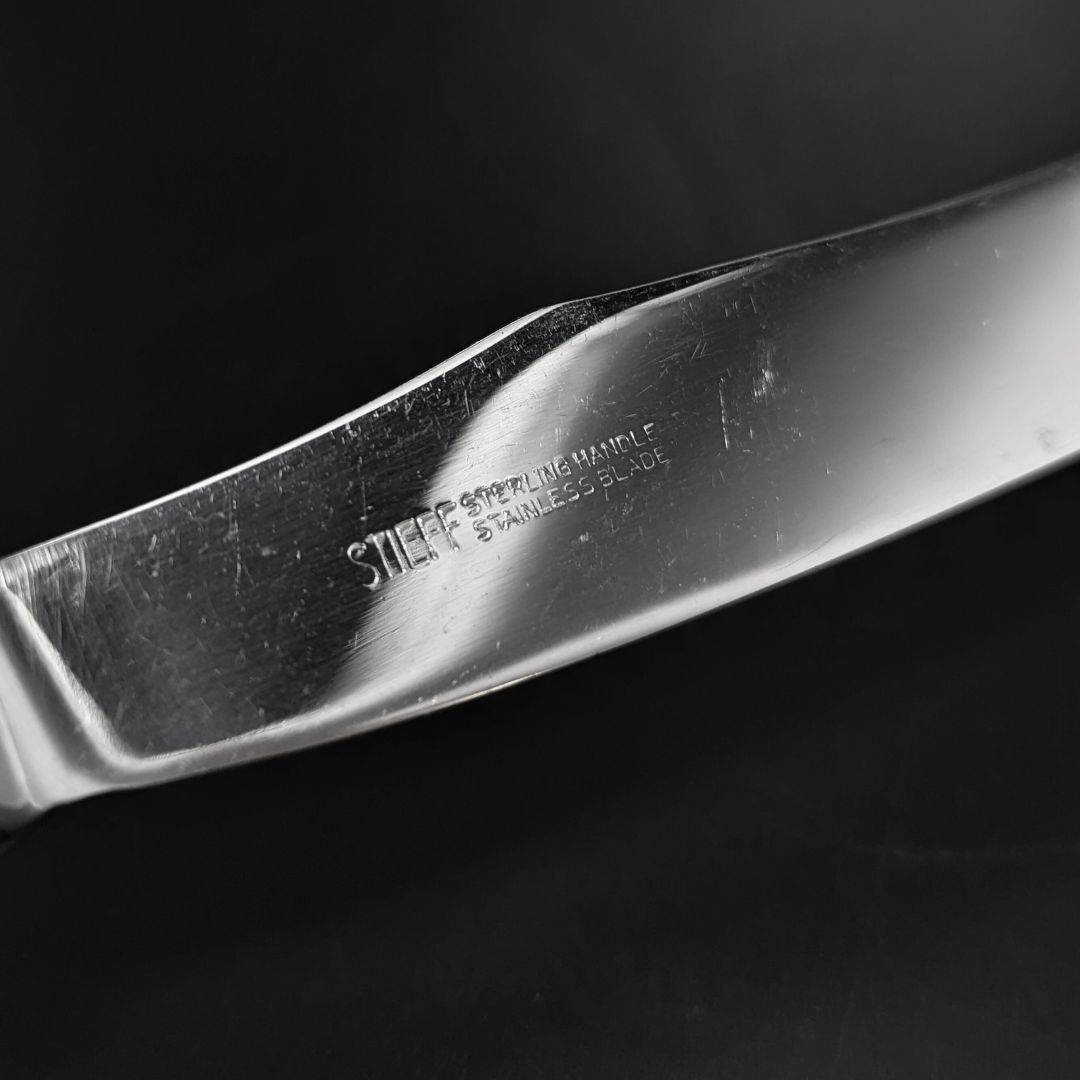 Stieff "Williamsburg Shell" Sterling Silver Modern Hollow Pistol Knife