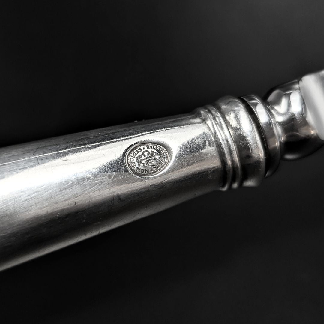 Stieff "Williamsburg Shell" Sterling Silver Modern Hollow Pistol Knife