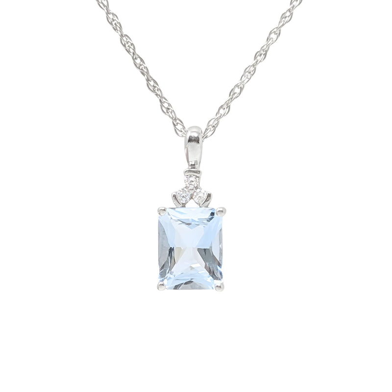 13K White Gold Aquamarine & Diamond 18” Pendant Necklace