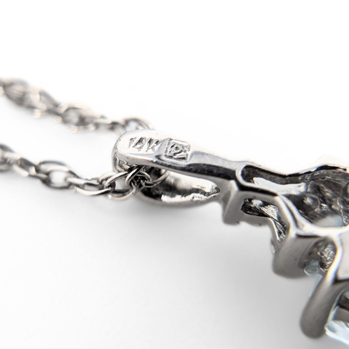 13K White Gold Aquamarine & Diamond 18” Pendant Necklace