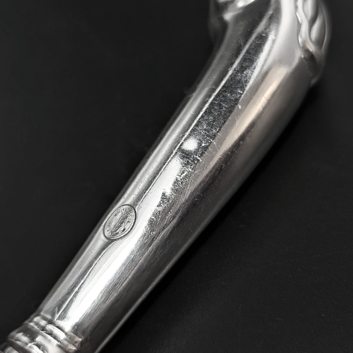 Stieff "Williamsburg Shell" Sterling Silver Master Butter / Fish Knife