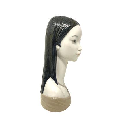 Lladro "La Maja" "The Woman" Porcelain Bust #4668