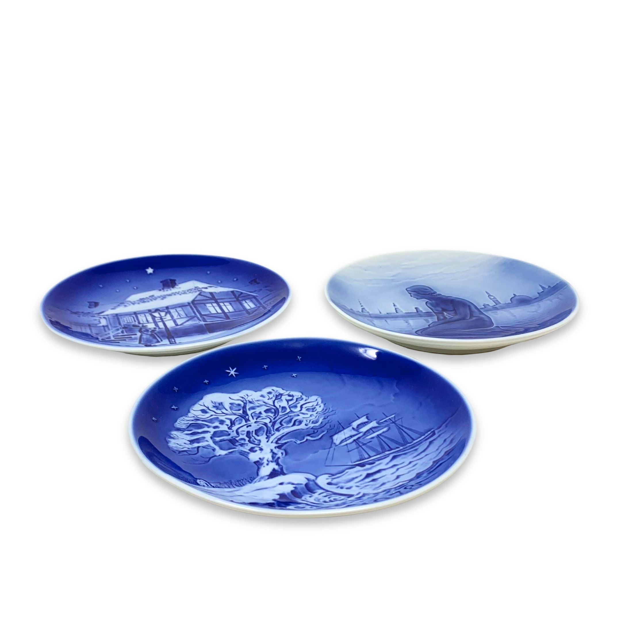 Desiree Denmark Old Copenhagen Blue Collectors Plates (Set