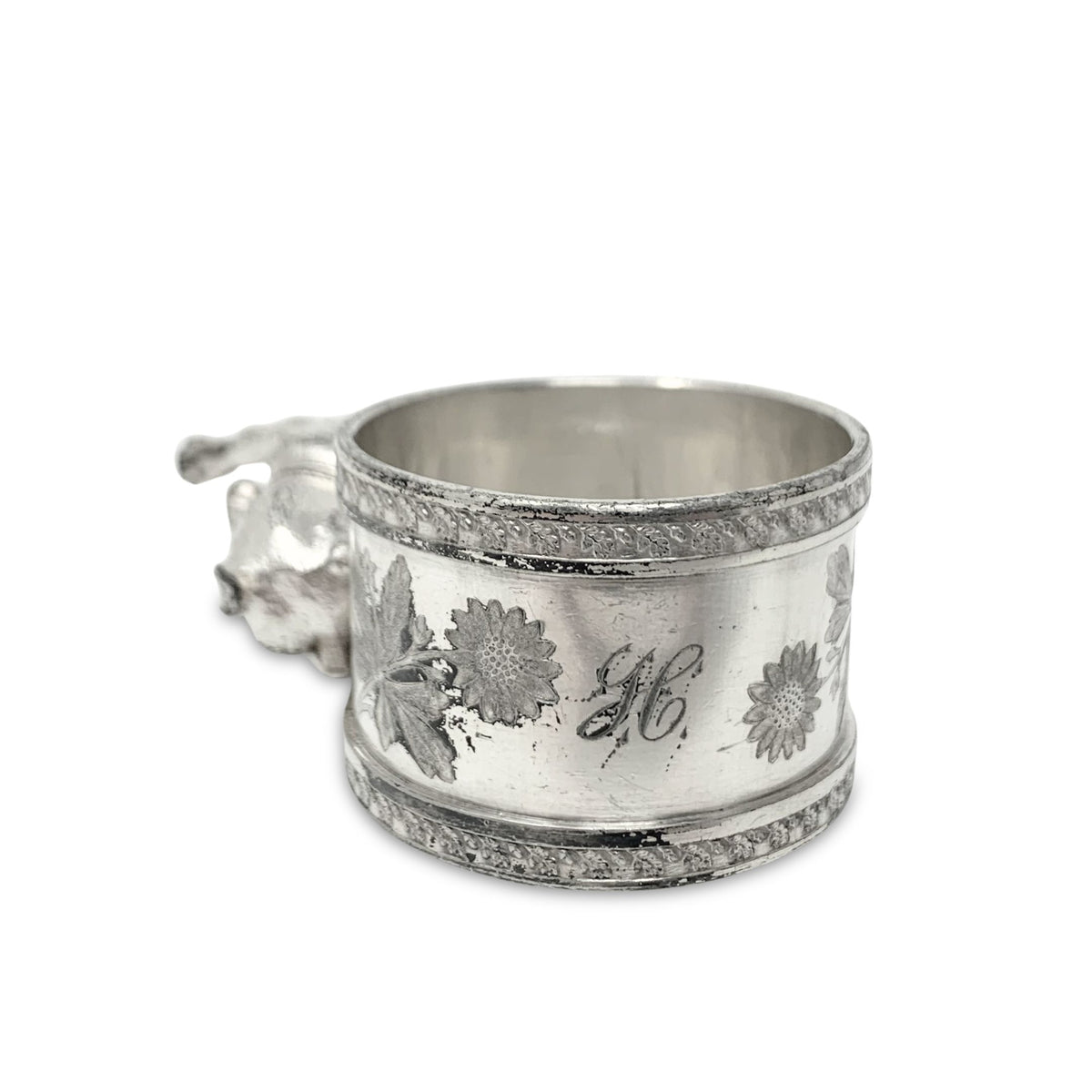 Meriden Brittania Company Silverplate Bulldog Napkin Ring