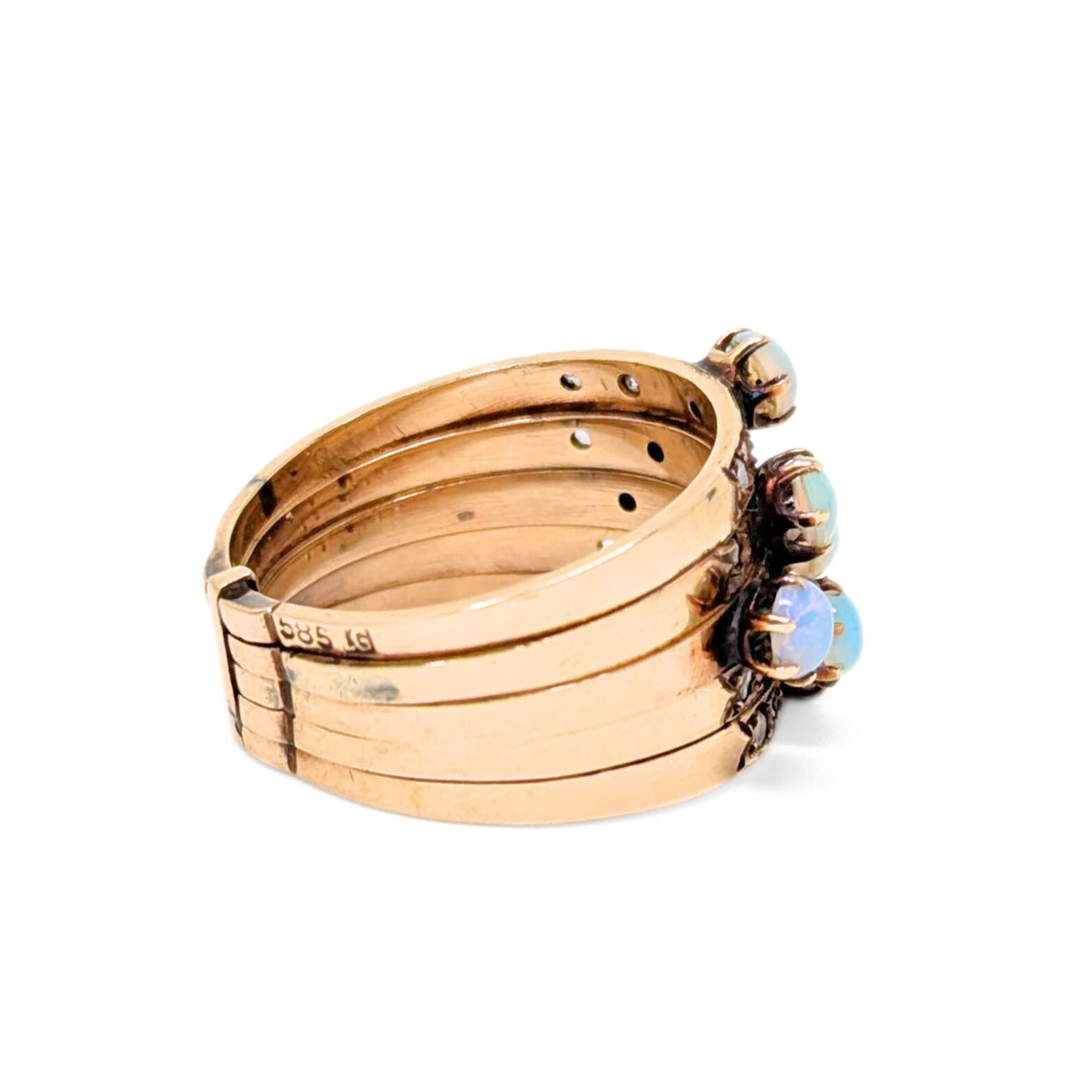 13K Gold & Opal Antique Harem Ring - Size 7.25