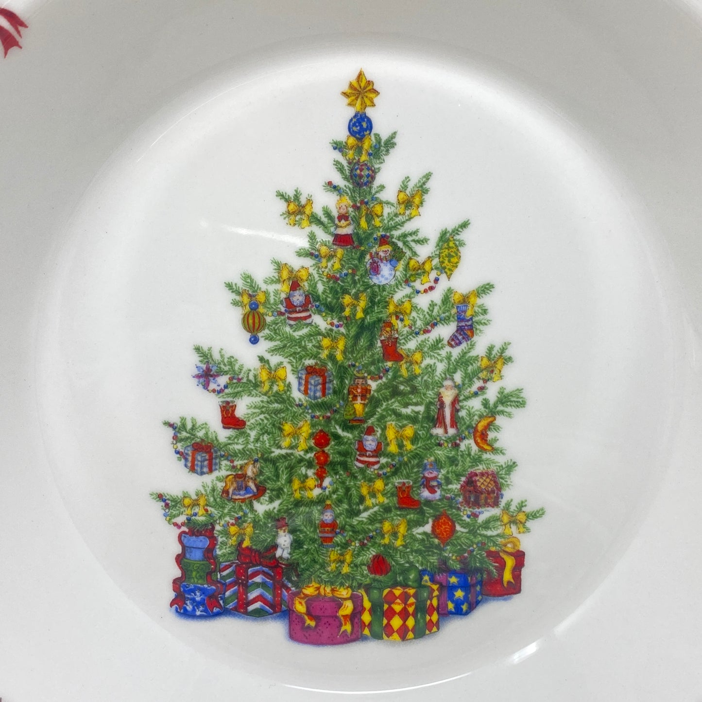 Christopher Radko Traditions "Holiday Celebrations" 9" Rimmed Soup Bowls (8)
