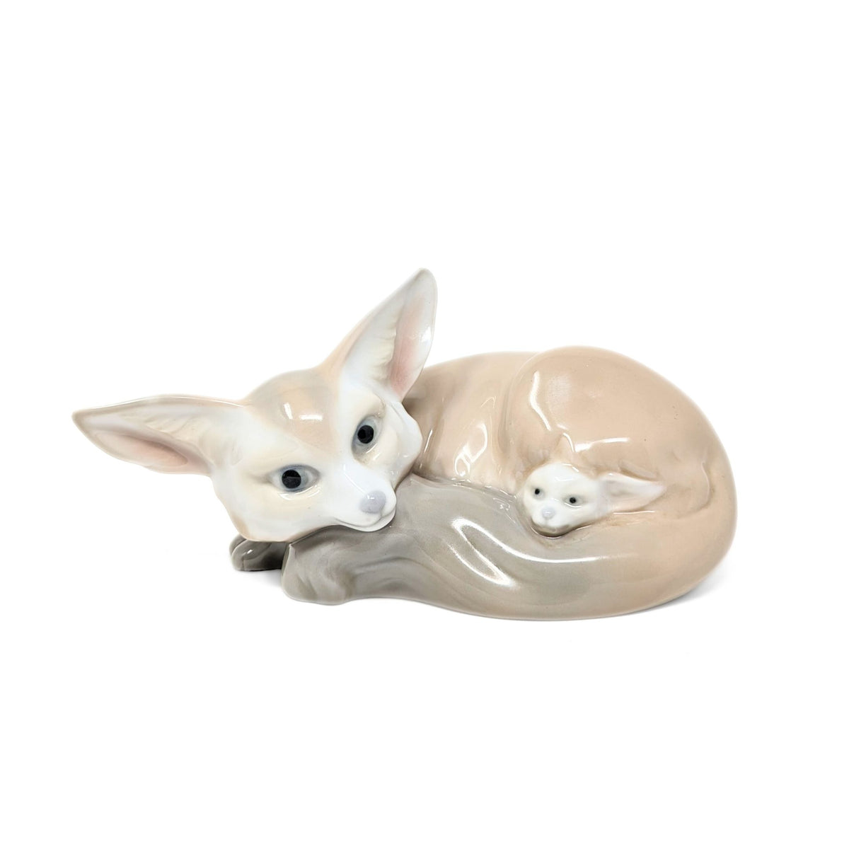 Lladro Fox & Cub Figurine