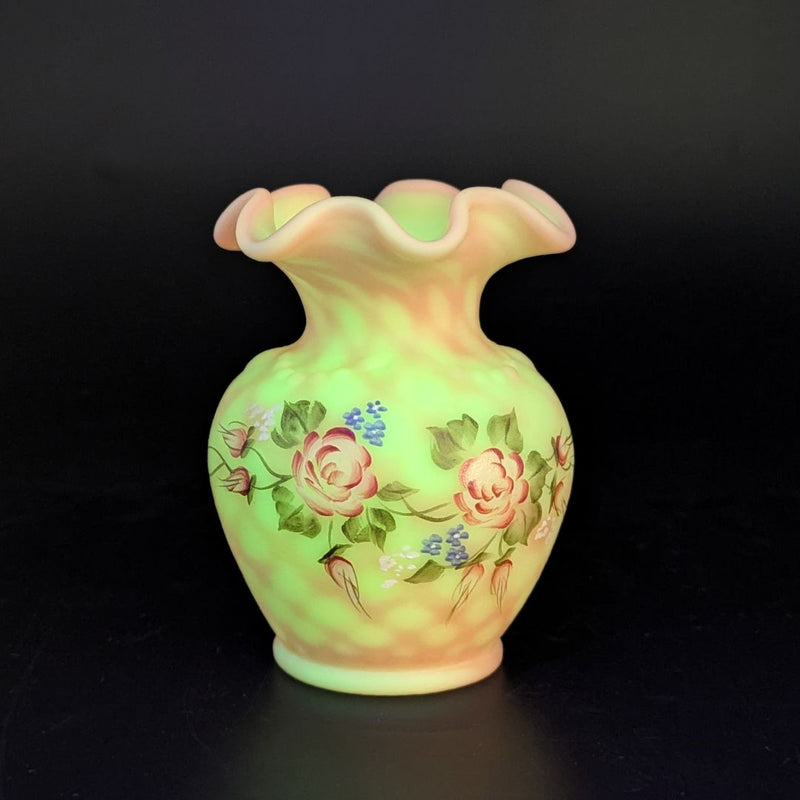 Fenton 4" Burmese Diamond Optic Rose Trellis Vase