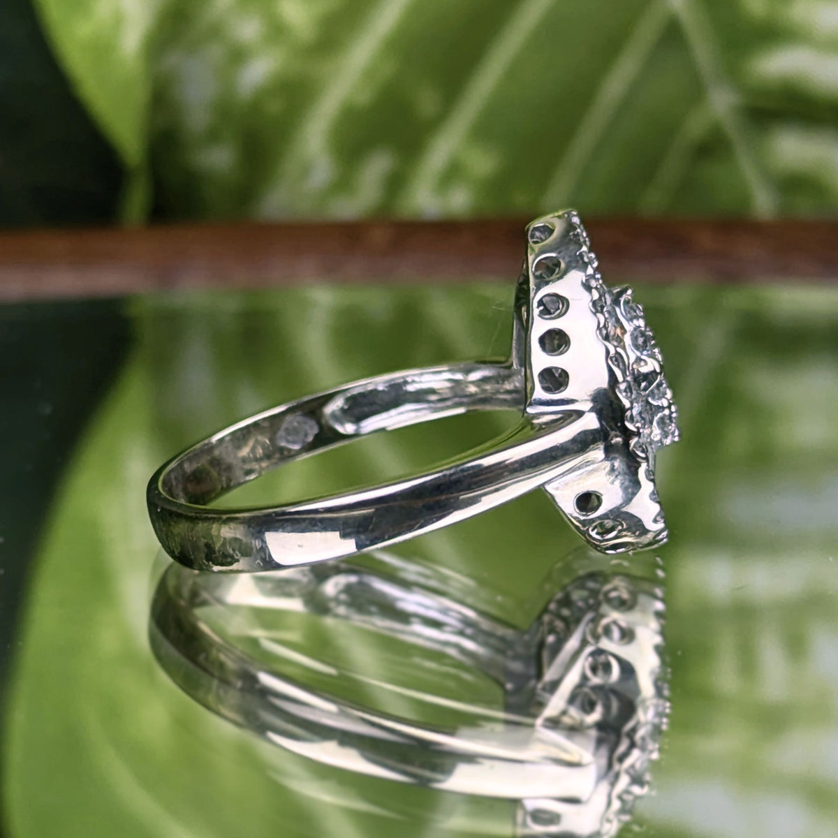 13K White Gold Diamond Pear Cluster Cocktail Ring - Size 7