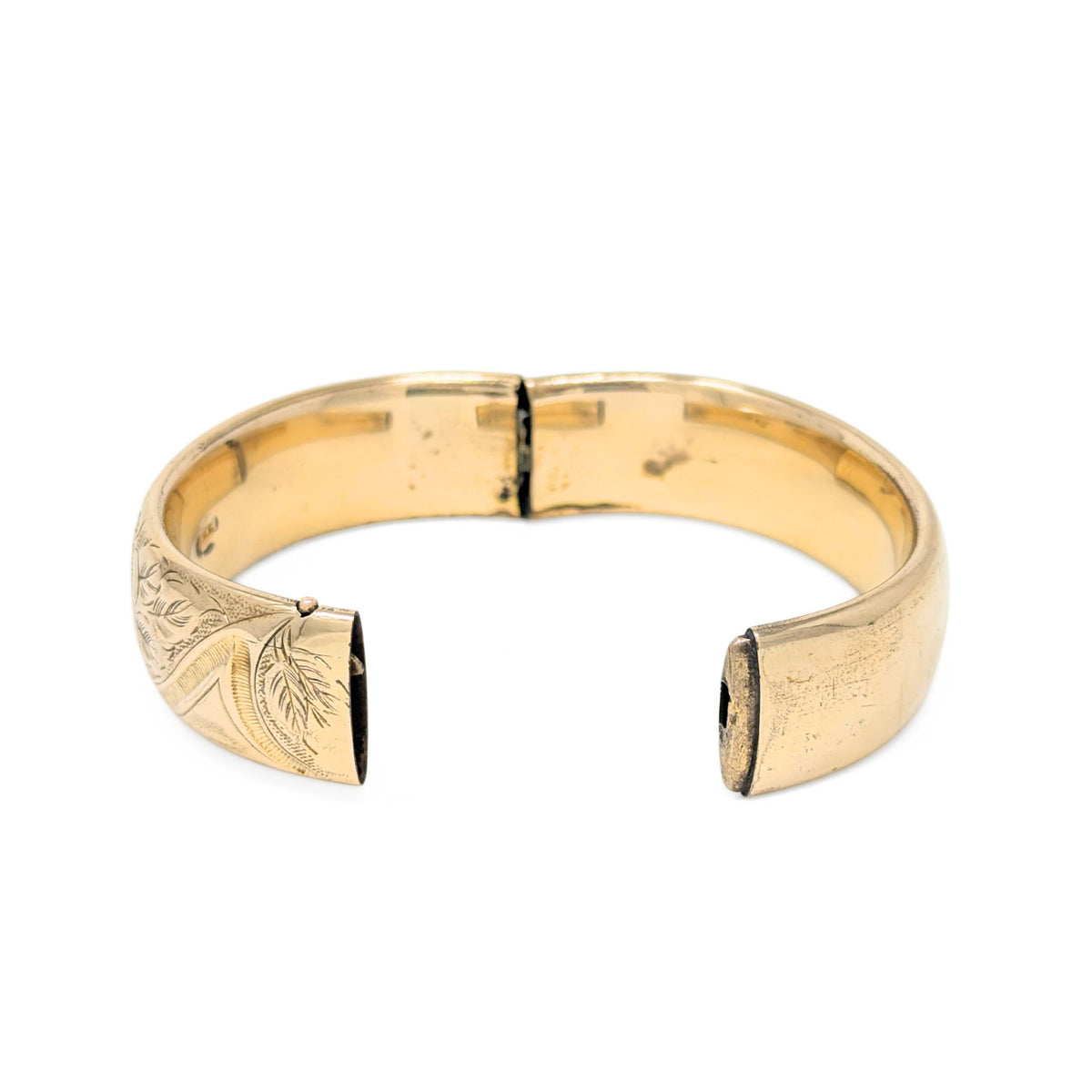 R.M. Co. Edwardian Gold Filled 18mm Repousse Hinged Bangle Bracelet