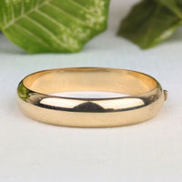 Marathon Edwardian 12K Gold Filled Floral Chased 12mm Hinged Bangle Bracelet