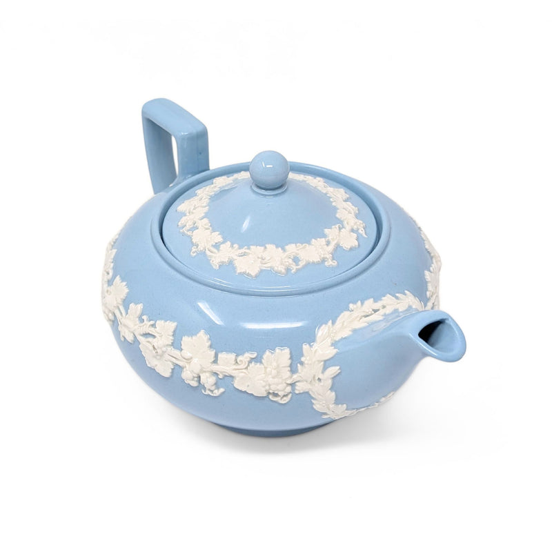 Wedgwood Queensware Cream Color on Lavender Teapot, Smooth Edge