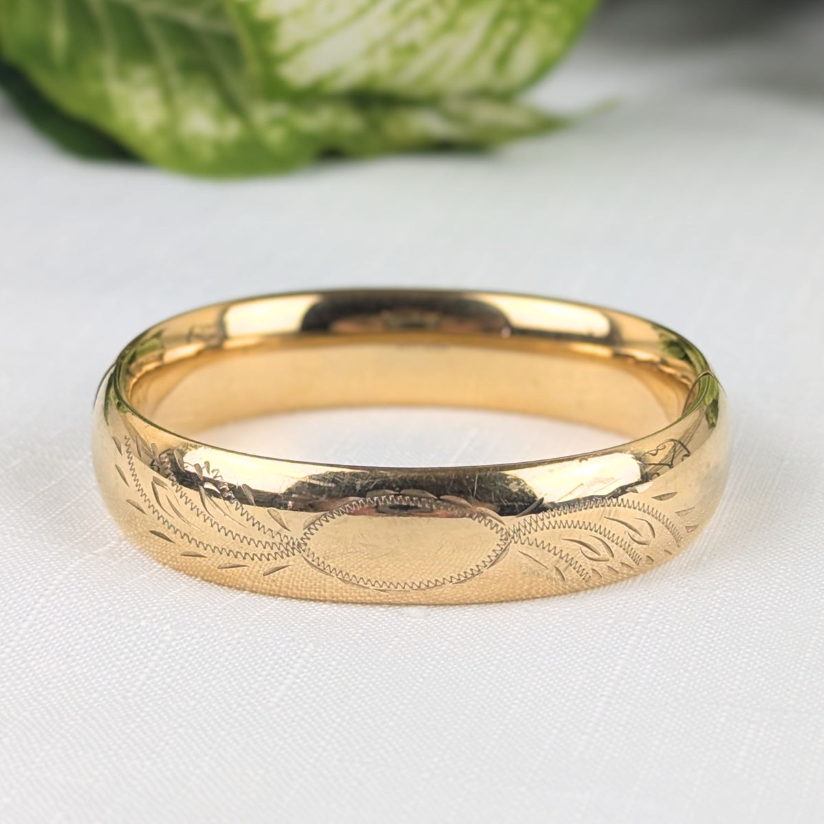 Bojar 1920’s 12K Gold Filled Cartouche 15mm Hinged Bangle Bracelet
