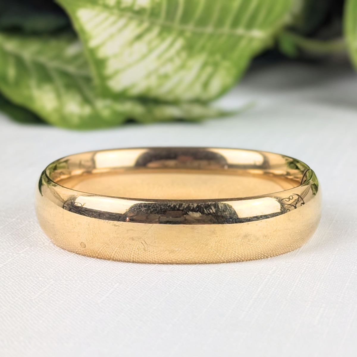 Bojar 1920’s 12K Gold Filled Cartouche 15mm Hinged Bangle Bracelet