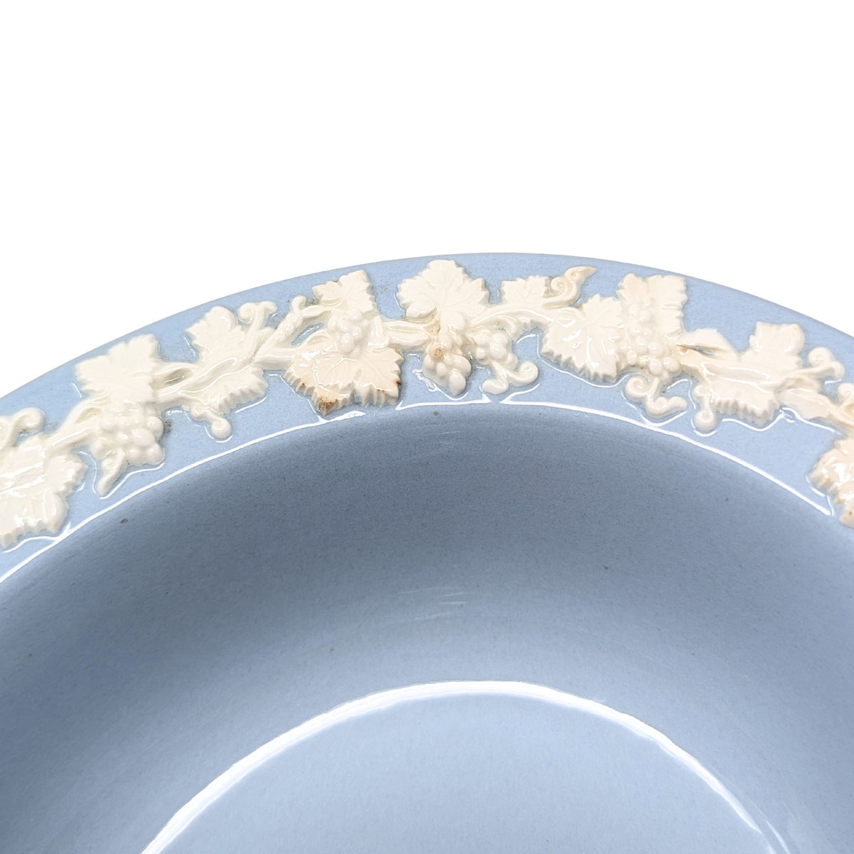Wedgwood Queensware Cream Color on Lavender Oval Vegetable Bowls (Pair)
