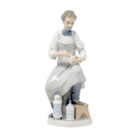 Lladro "Pharmacist" Porcelain Figurine, Model 4844